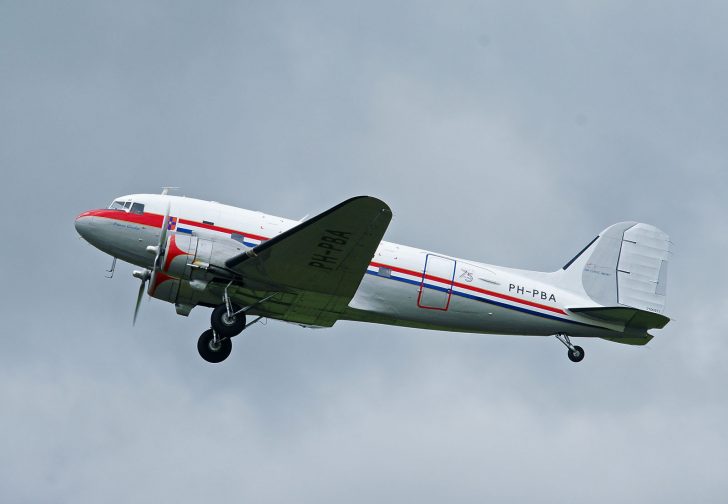 Douglas DC-3 PH-PBA DDA - Dutch Dakota Association "Prinses Amalia", Daks over Normandy