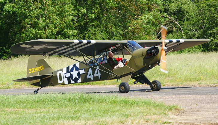 Piper J-3C-65 Cub 329601/44-D USAAF, L-birds back to Normandy, Saint-Andre-de-L’Eure, France