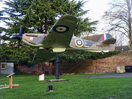 Hawker Hurricane (replica) P3901/RF-E RAF, Battle of Britain Bunker Uxbridge, United Kingdom