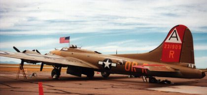 Boeing B-17G Flying Fortress N93012/42-31909/OR-R USAAF