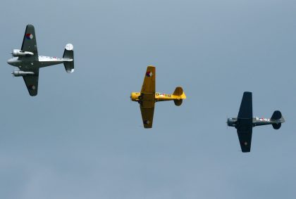 Beech Expeditor 3NM PH-KHV/G-29 Noorduyn AT-16ND Harvard PH-IIB/B-118 and PH-TBR/B-182 KLu Historische Vlucht, Luchtmachtdagen 2019 Volkel