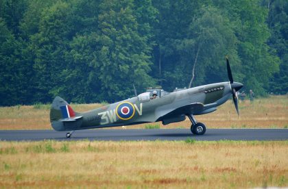 Supermarine Spitfire LF.XVIe G-CKUE/TB885/3W-V 322 Sqn RAF Frits van Eerd, Luchtmachtdagen 2019 Volkel