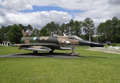 IAI M5 Finger C-434 Argentinian Air Force, "Cenotafio" Monumento a Malvinas Pilar, Buenos Aires Argentina