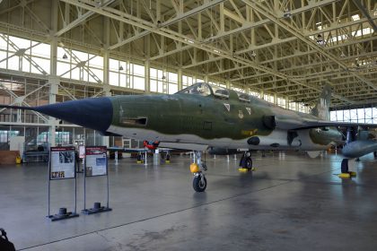 Republic F-105G-1-RE Thunderchief 62-4438/WA USAF, Pearl Harbor Aviation Museum Honolulu, Hawaii