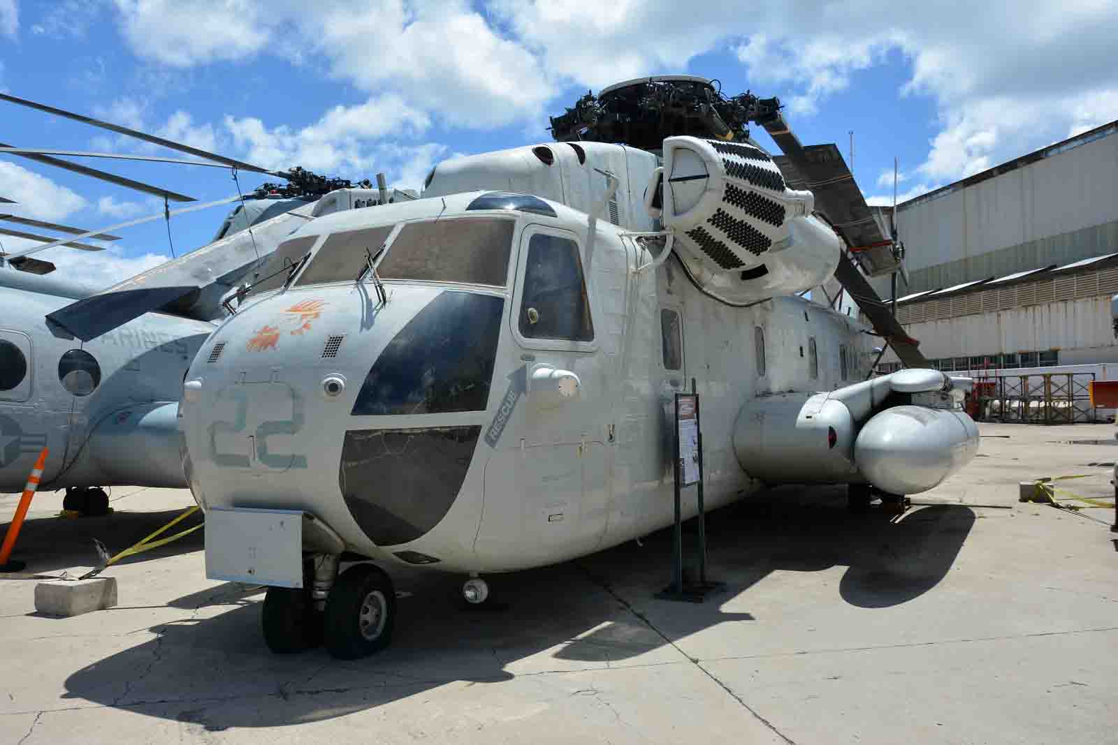 Sikorsky CH-53D Sea Stallion – AviationMuseum