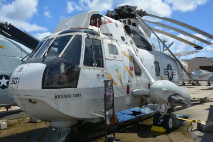 Sikorsky UH-3H Sea King 152700/50 US Navy, Pearl Harbor Aviation Museum Honolulu, Hawaii