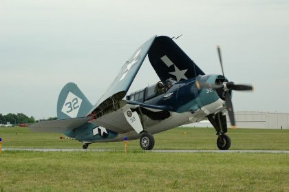 Curtiss SB2C-5 Helldiver N92879/32 US Navy, Mid Atlantic Air Museum Air Show 2013