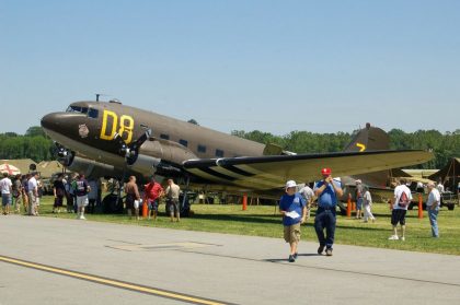 Douglas C-47B Skytrain N15SJ/44-76717/D8-Z USAAF, Mid Atlantic Air Museum Air Show 2013