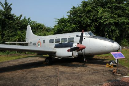 de Havilland DH.104 Dove 6 IN124 Indian Navy, Indian Naval Aviation Museum Goa, India