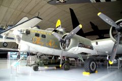 Boeing B-17G Flying Fortress F-BDRS/42-38133 USAAF, Imperial War Museum – IWM Duxford