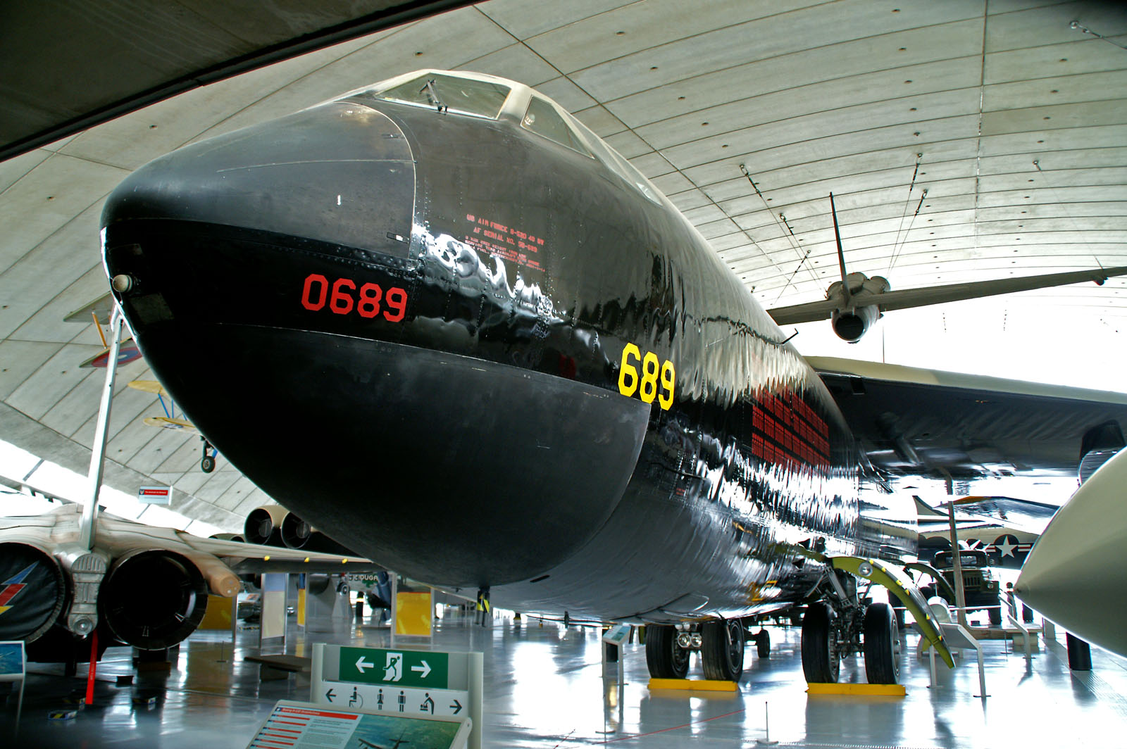 Boeing B-52D Stratofortress – AviationMuseum