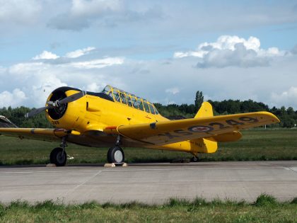 Noorduyn AT-16 Harvard IIB PH-KLU/20249/XS-249 RCAF, Heritage Hangar Oostwold, Netherlands