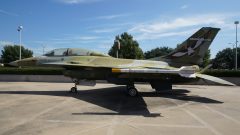 General Dynamics YF-16B Fighting Falcon 75-0752 USAF, Frontiers of Flight Museum at Love Field Airport, Dallas, TX, USA