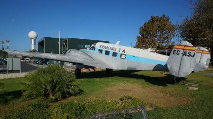 Beechcraft D18S Twin Beech EC-ASJ Spantax, Museo del Aeropuerto de Málaga, Spain