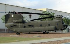 Boeing CH-47D Chinook code 2-501 US Army, 