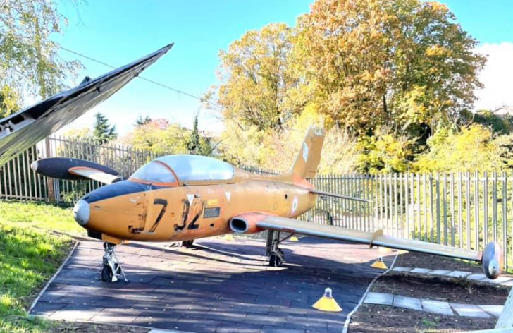 Aermacchi MB326E  MM54244/37-32 Italian Air Force. Museo Storico Novarese "Aldo Rossini" Novara (NO) Italy.