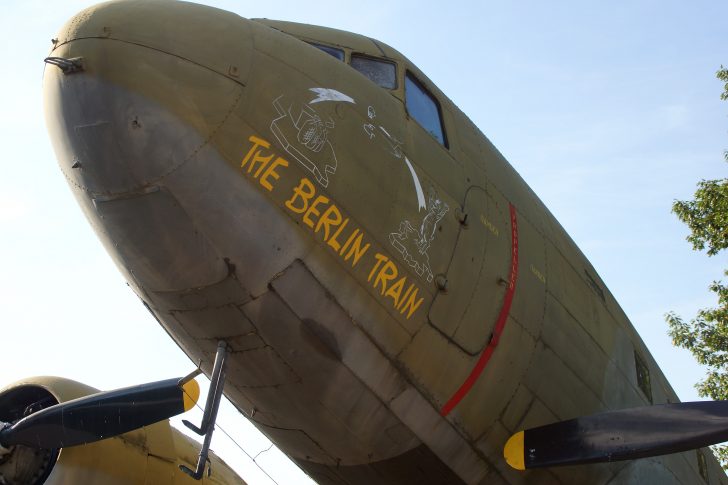 Douglas C-47D Skytrain 43-49081 USAAF