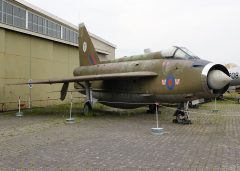 BAC Lightning F.2A XN730/J RAF