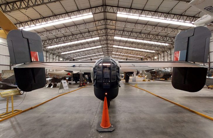 Handley Page Halifax B.2 LV907/NP-F/H7-N RAF, Yorkshire Air Museum & Allied Air Forces Memorial Elvington, UK