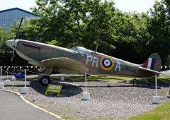 Supermarine Spitfire Mk Ia R6690/PR-A 609 (West Riding) Squadron, Royal Auxiliary Air Force