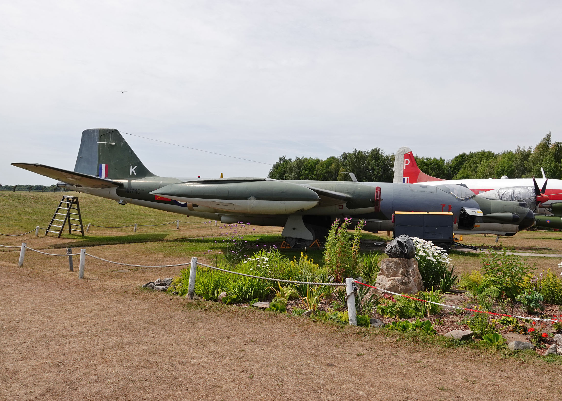 English Electric Canberra T.17 WH740/K RAF