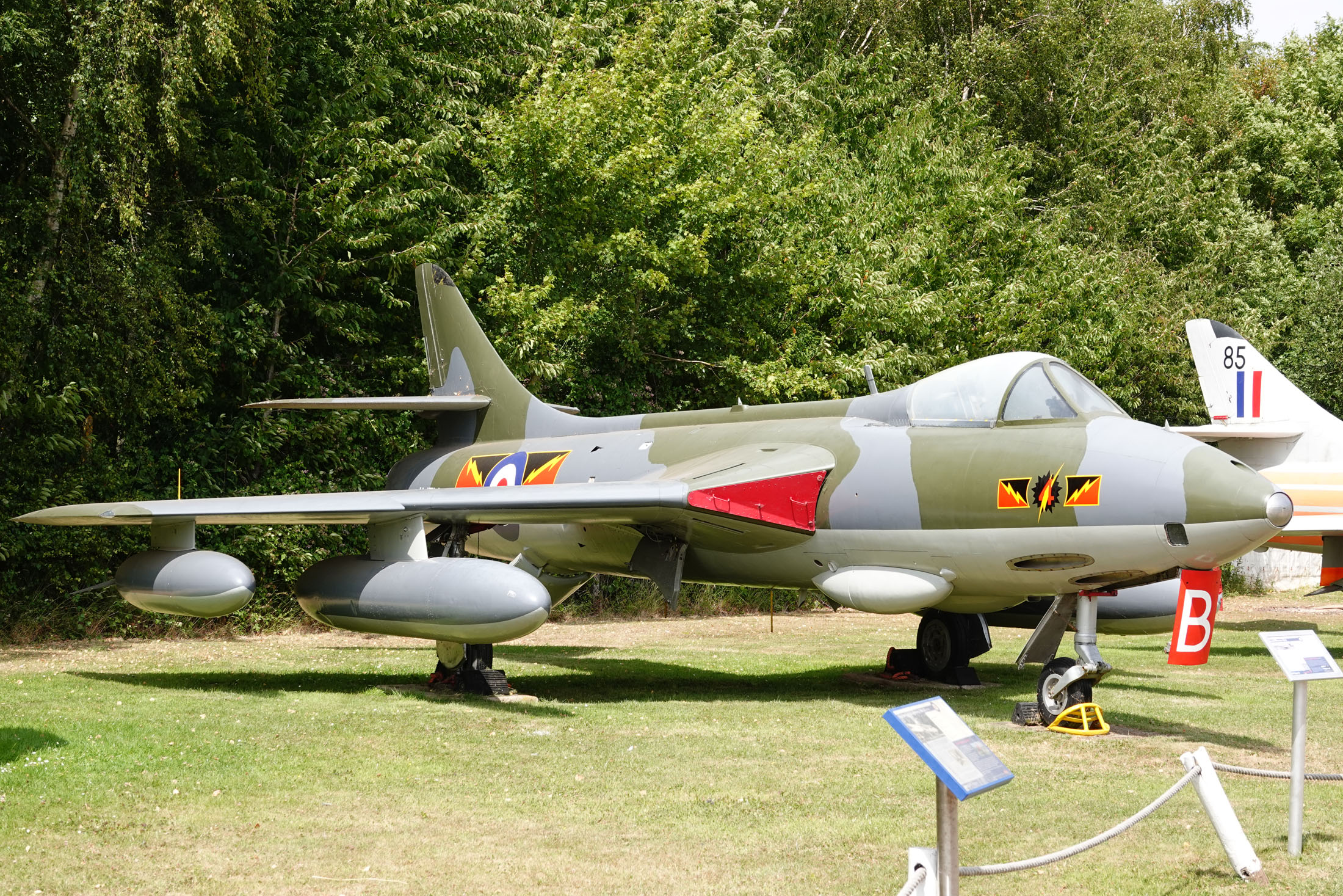 Hawker Hunter FR.10 XJ714/B RAF