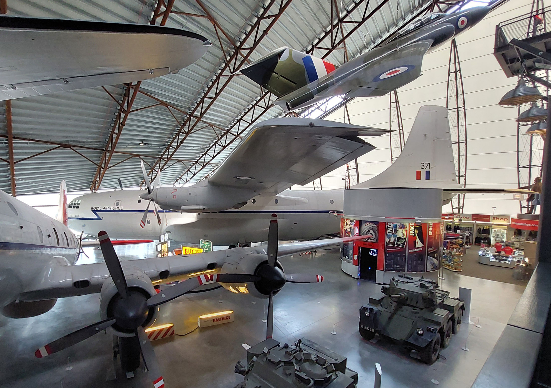 Short Brothers Belfast C.1 XR371/371 RAF, Royal Air Force Museum Midlands, Cosford, UK