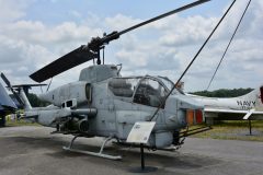 Bell AH-1W Super Cobra 161017/HF-71 USMC