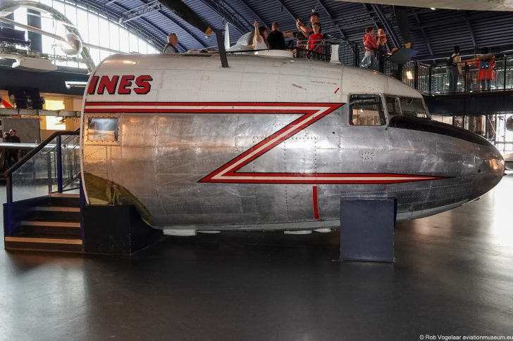 Douglas C-47B Dakota KN448 RCAF | Science Museum London