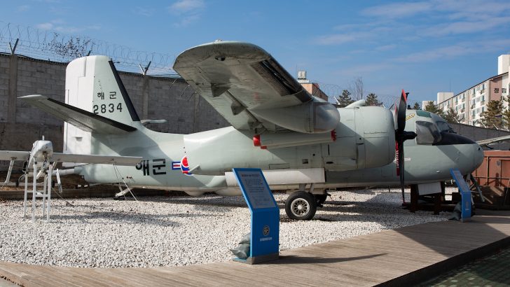 Grumman S-2E Tracker 2834 Republic of Korea Navy | Pohang - 해군항공역사관 6th air Wing History Museum