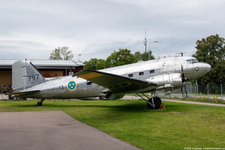 Douglas C-47A-25-DK Dakota (Tp79) 79007/13-797 Swedish Air 