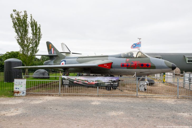 Hawker Hunter F.2 WN904/S RAF