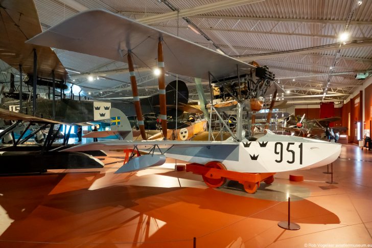 Macchi M.7 951 Swedish Air Force